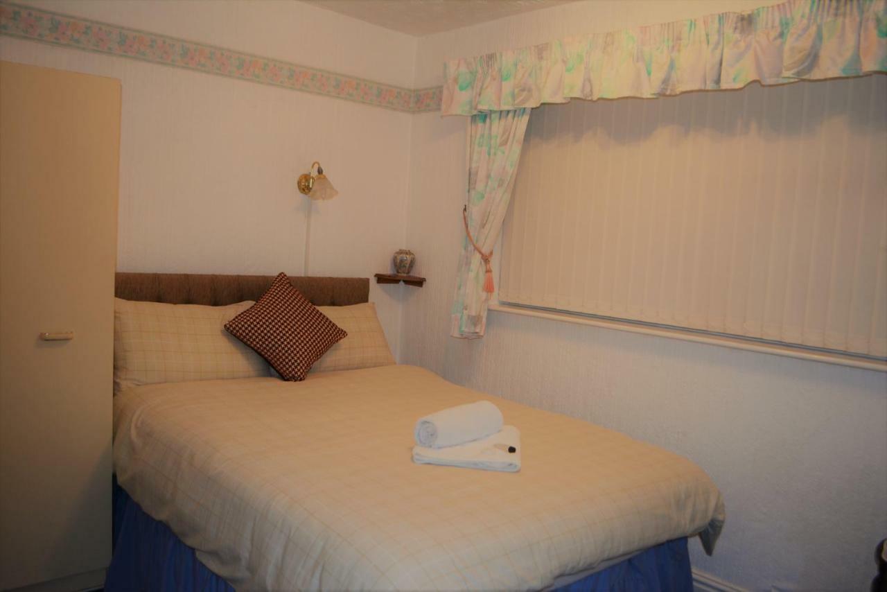 The Woodland 3*